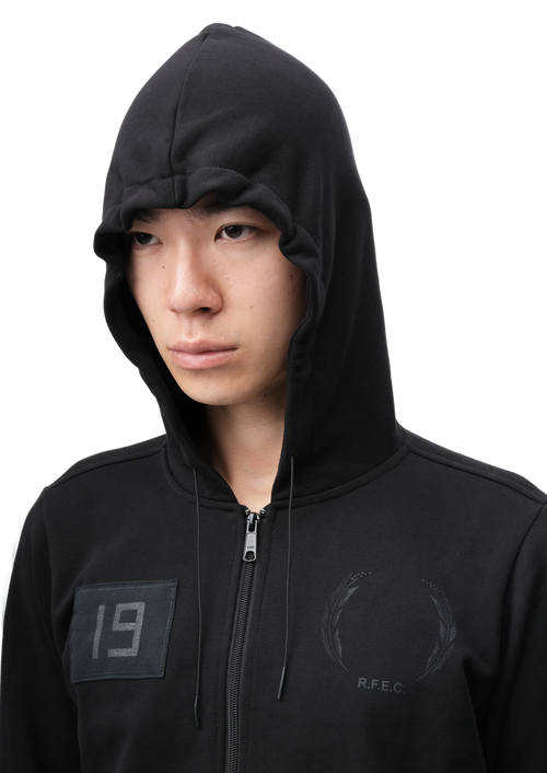 SLIM FIT ZIP-UP BLACK